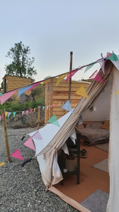 Calon Y Goedwig Glamping Hotel Llandovery Bagian luar foto