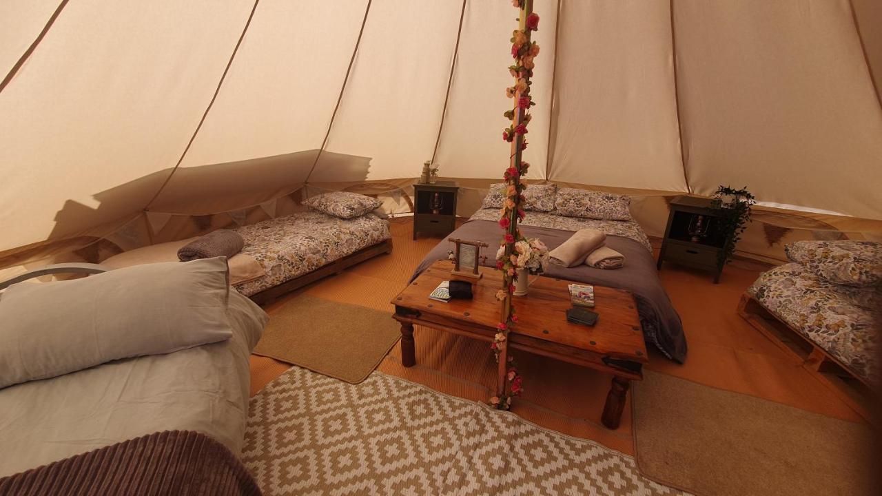 Calon Y Goedwig Glamping Hotel Llandovery Bagian luar foto