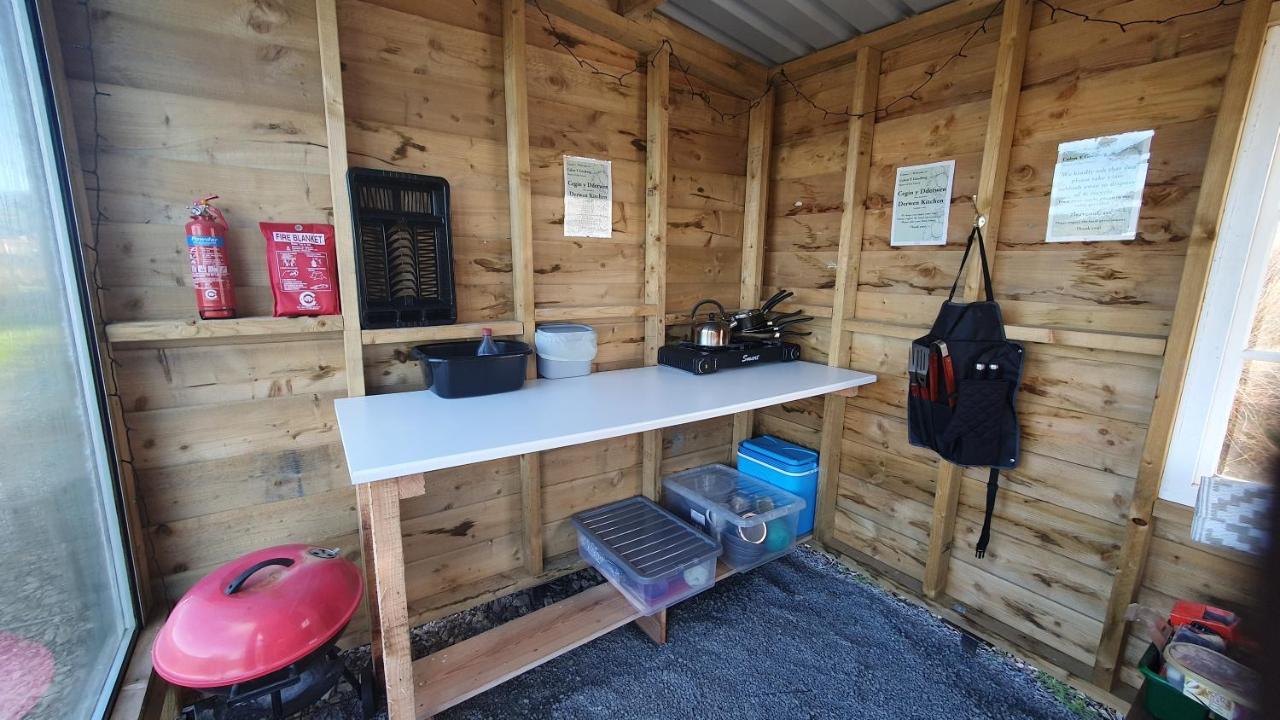 Calon Y Goedwig Glamping Hotel Llandovery Bagian luar foto